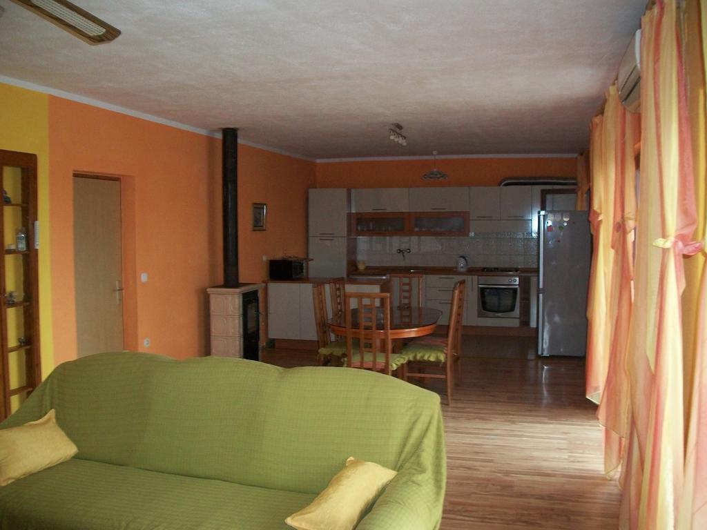 טרוגיר Apartment Luka מראה חיצוני תמונה