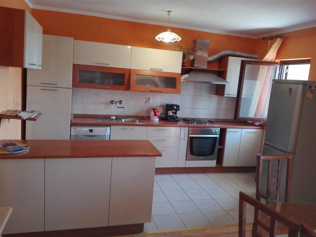 טרוגיר Apartment Luka מראה חיצוני תמונה