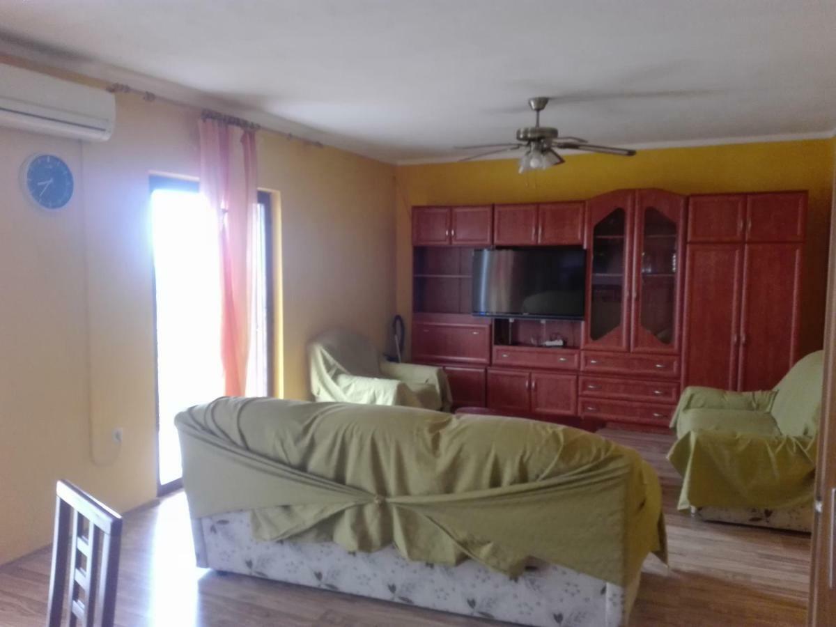 טרוגיר Apartment Luka מראה חיצוני תמונה
